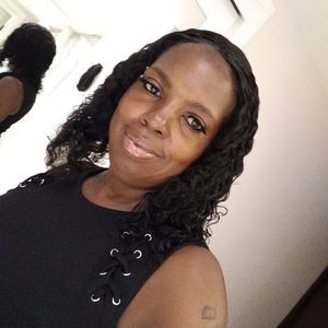 Meet your Posher, Leandra